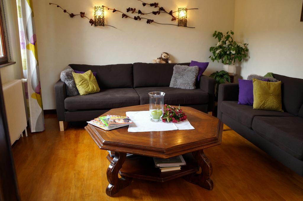 Gite Le Mandlé Riquewihr Zimmer foto